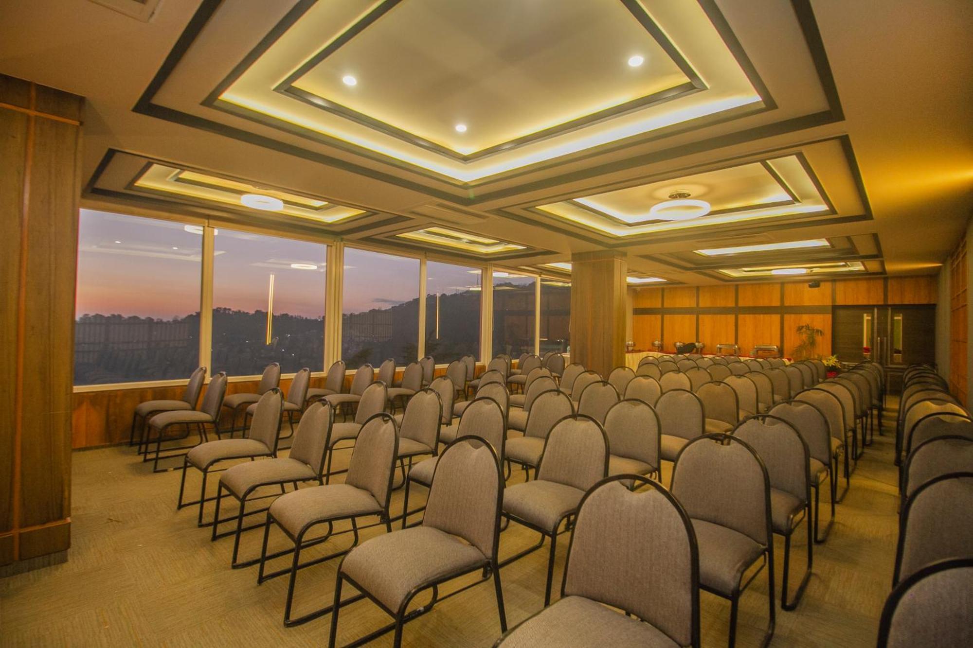 Amritara Surya, Mcleodganj, Dharamshala Hotel Exterior foto