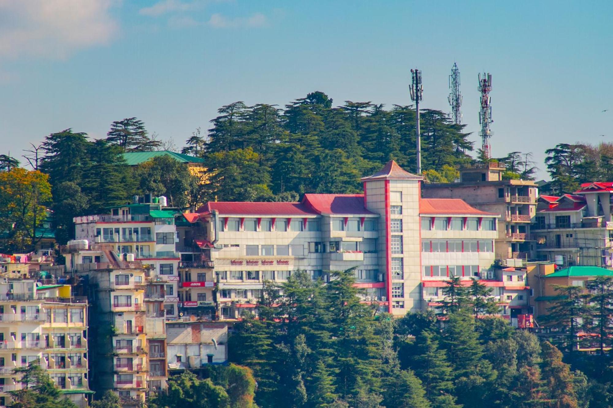 Amritara Surya, Mcleodganj, Dharamshala Hotel Exterior foto