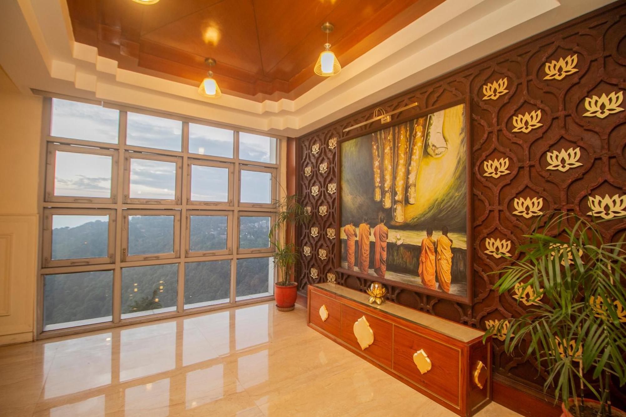 Amritara Surya, Mcleodganj, Dharamshala Hotel Exterior foto